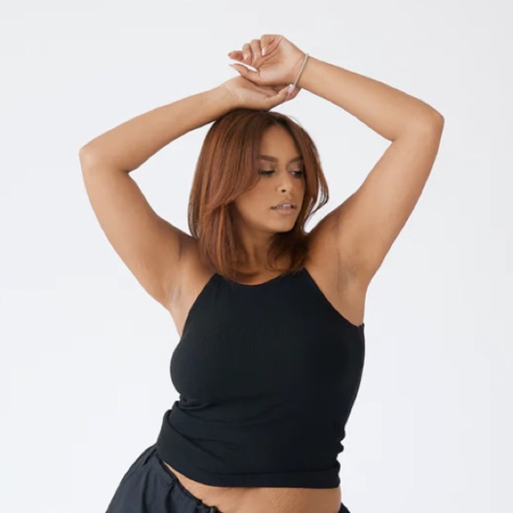 Klassy Network Black Rib Knit Tank/Brami